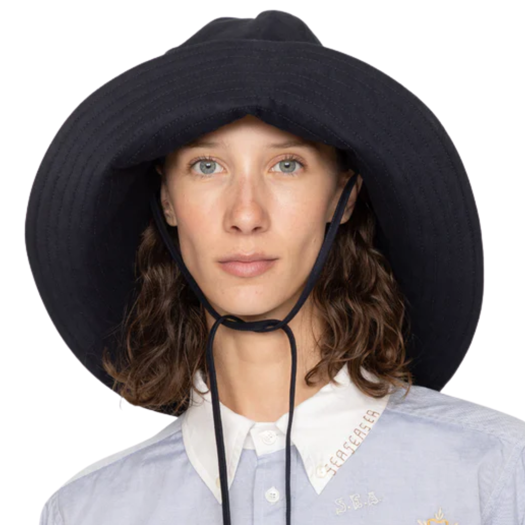 Lois Hat in Navy