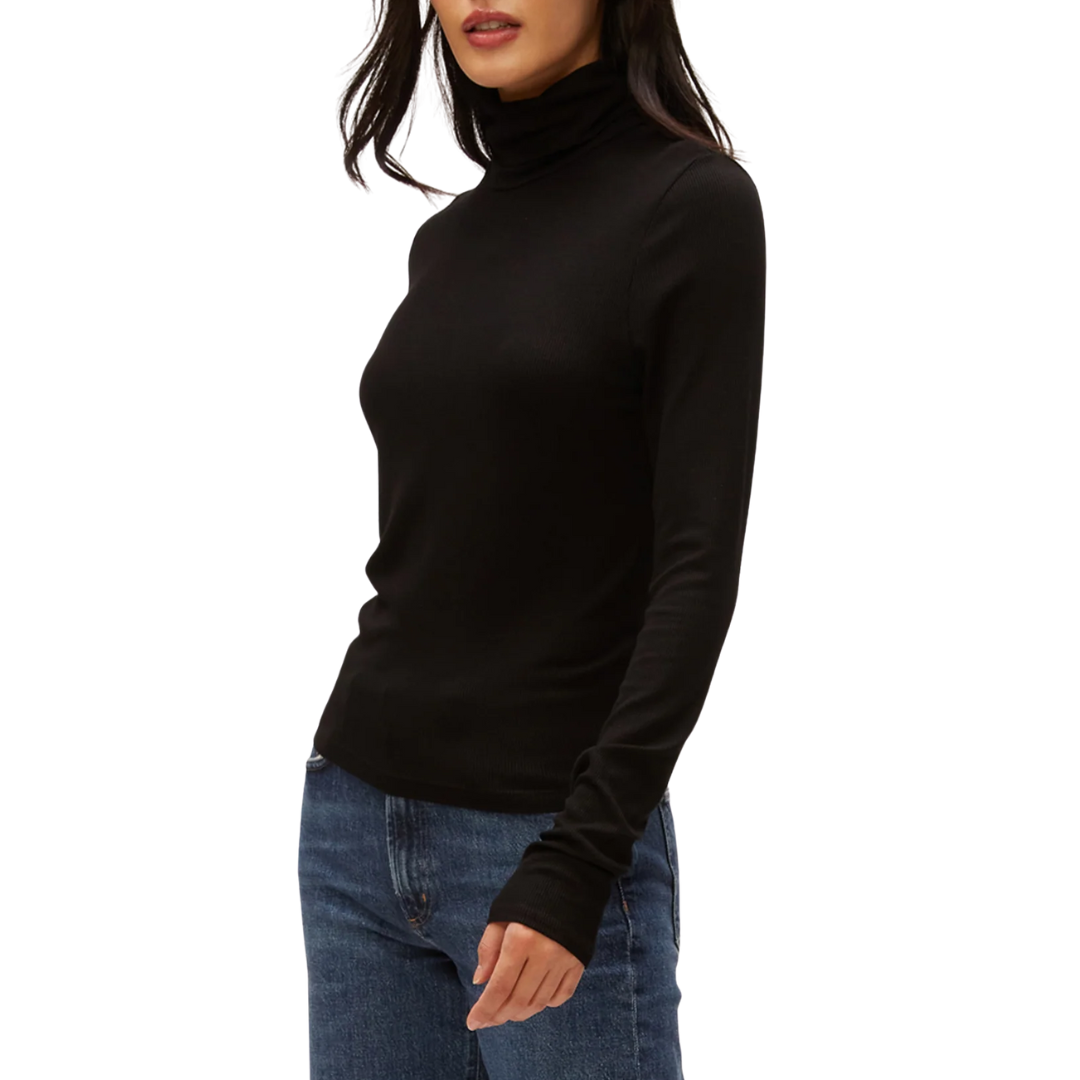 Tara Crop Turtleneck in Black