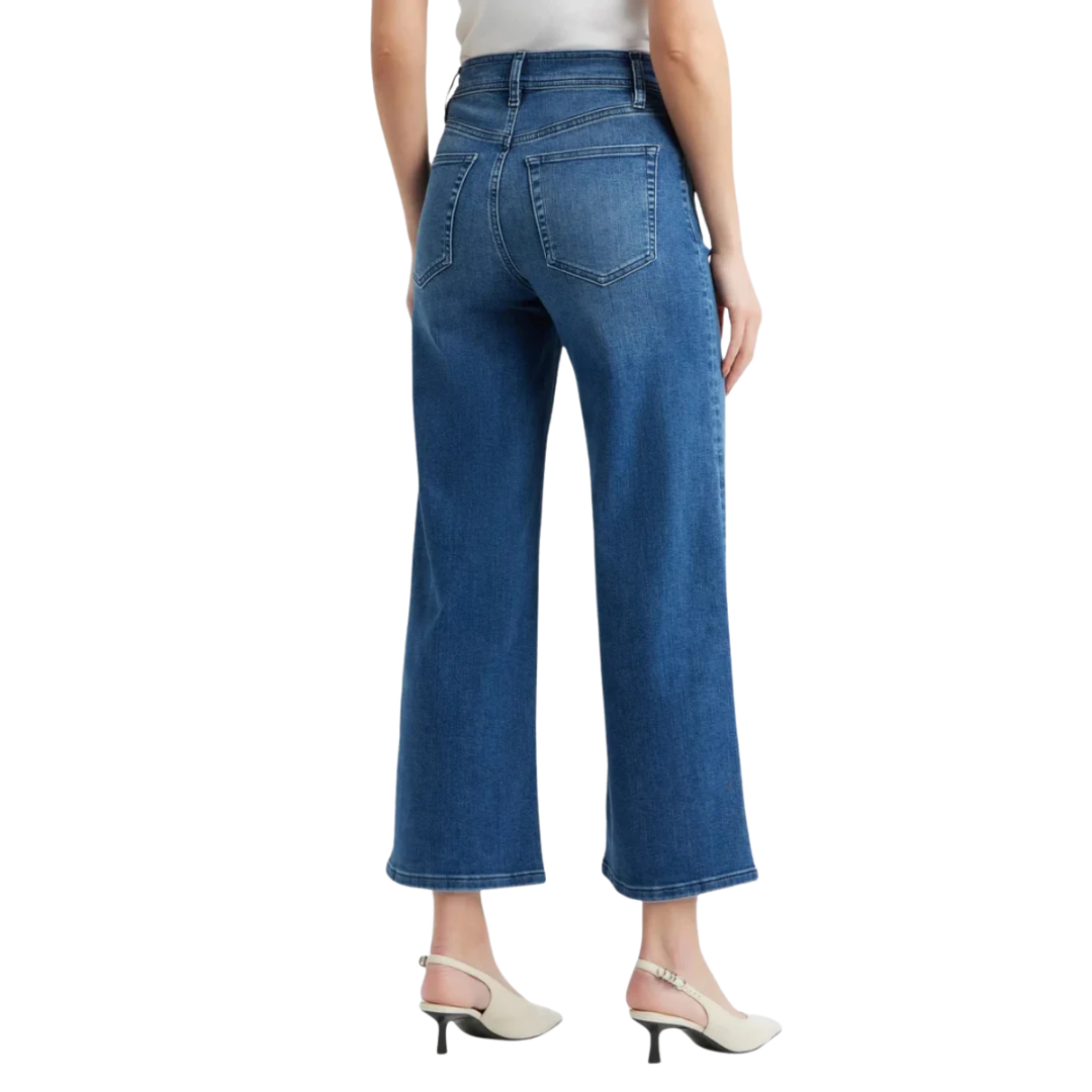 Le Slim Palazzo Crop Harbor Pocket in Archive