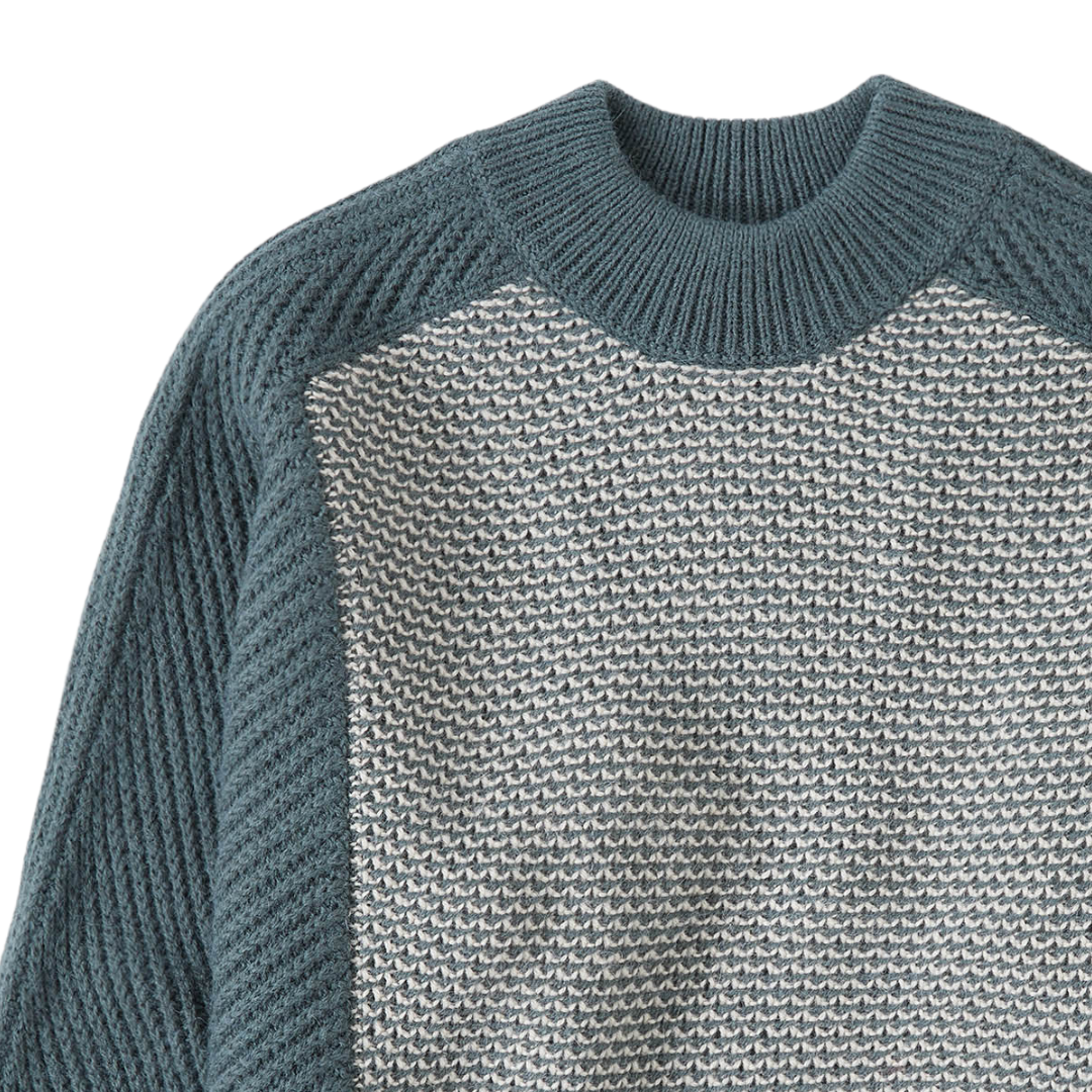 Mock Neck in Pini Green