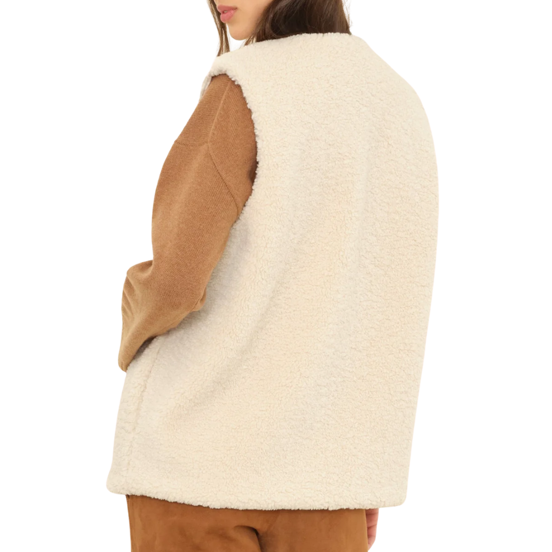 Thea Vest in Cream