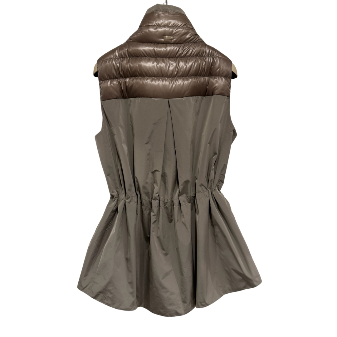 Nylon Ultralight Techno Taffeta Vest in Taupe