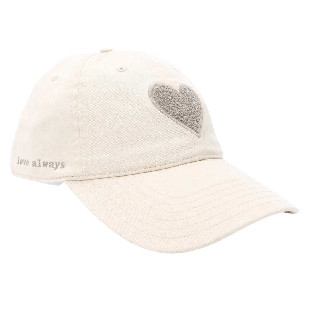 Imperfect Chenille Heart Hat in Vanilla/Camel