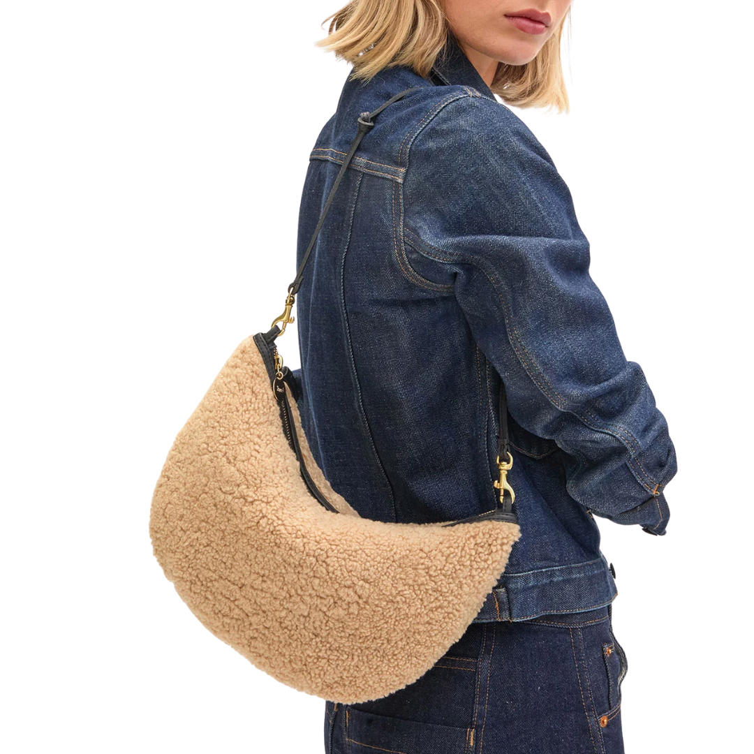 Lune in Café Au Lait