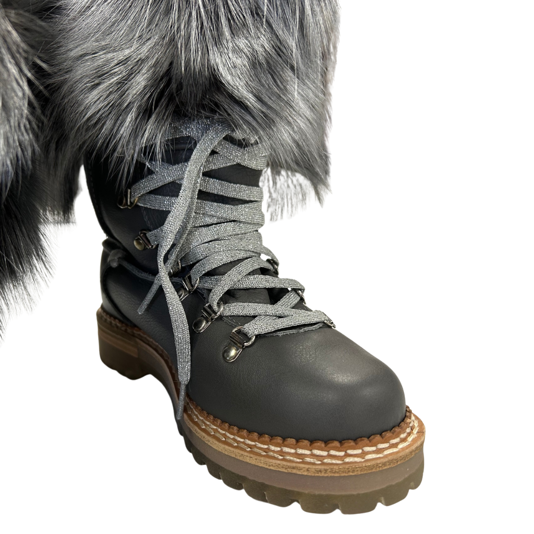 Seicento Boot in Silver Fox