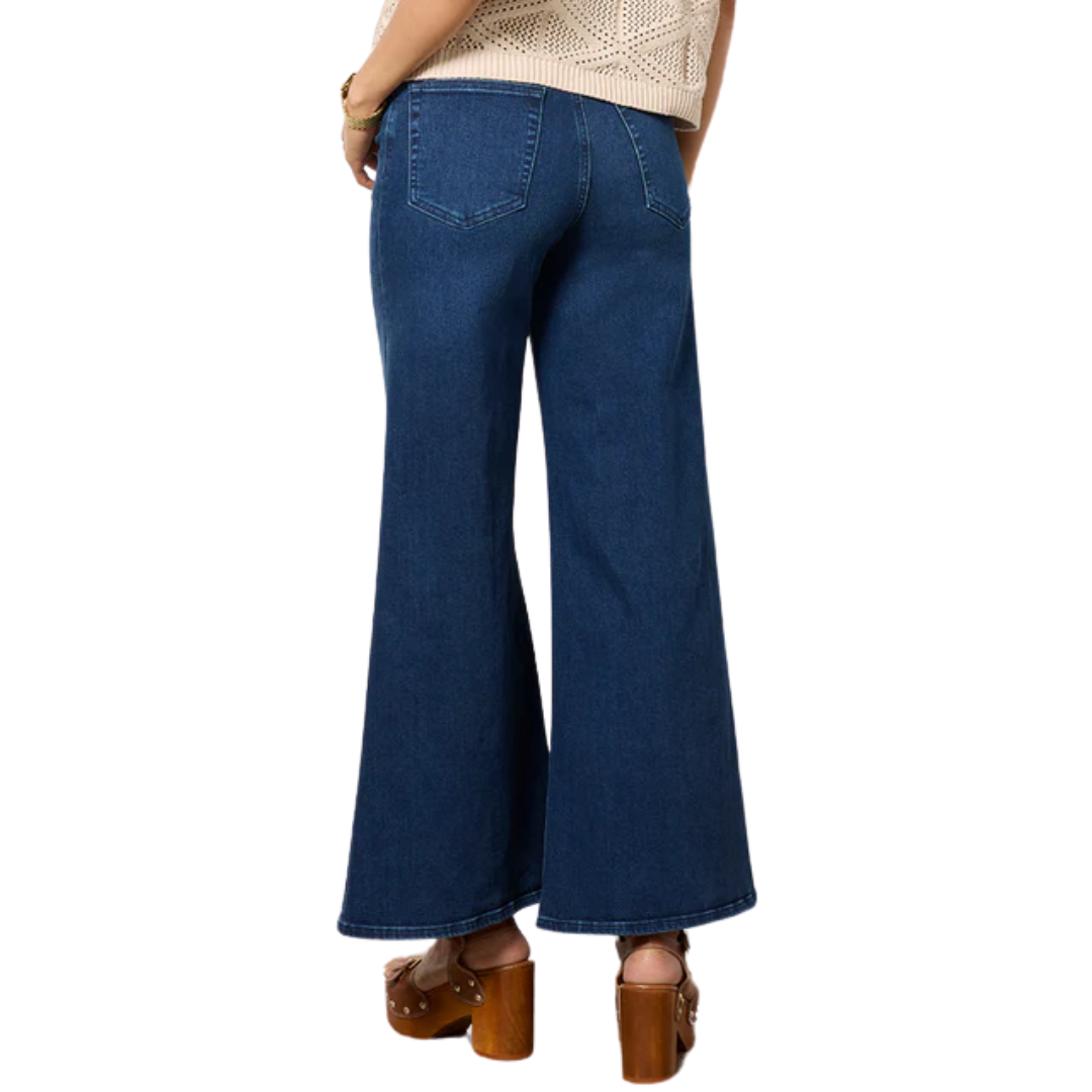 Le Palazzo Crop in Keepsake