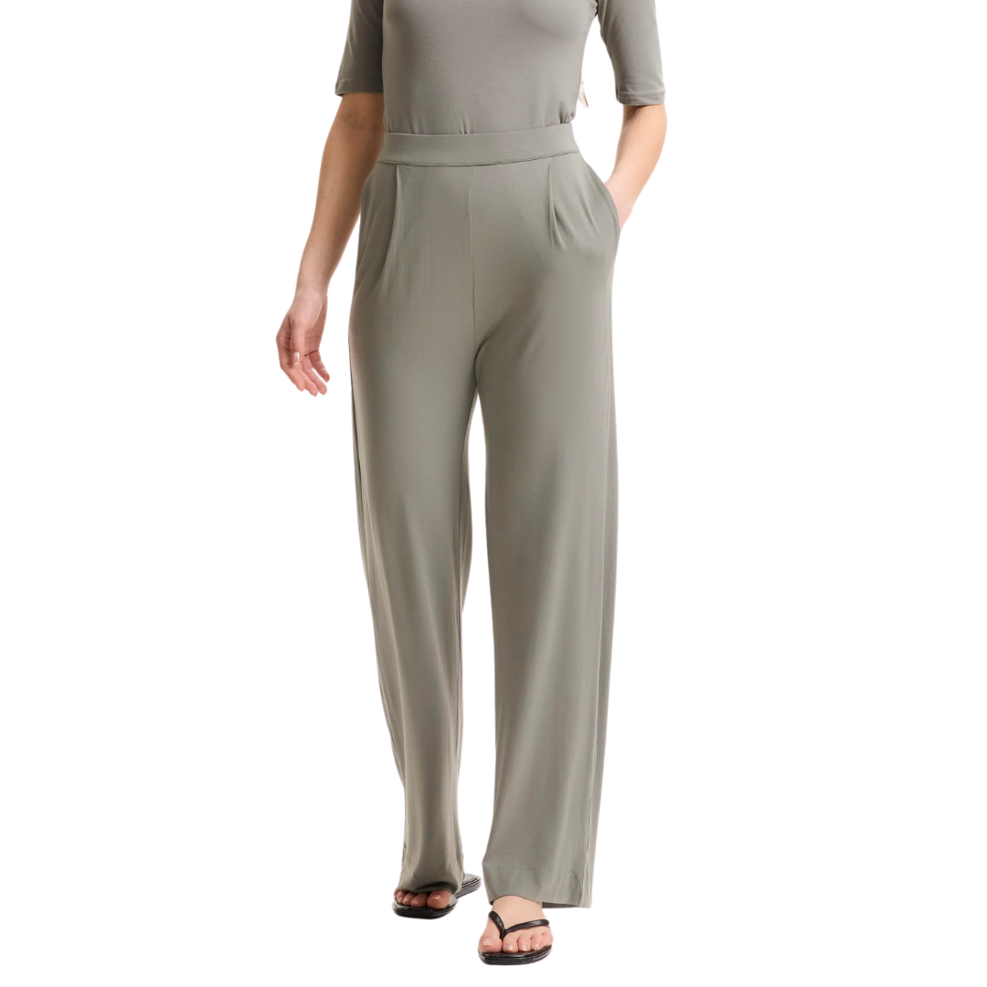 Soft Touch Pant in Army Green