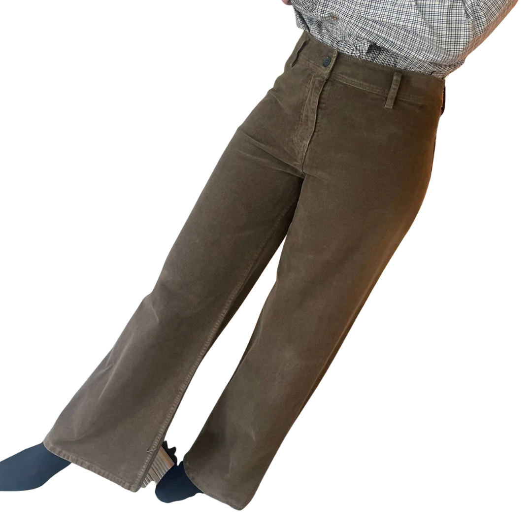 Megan Corduroy Pant in Cigar Brown