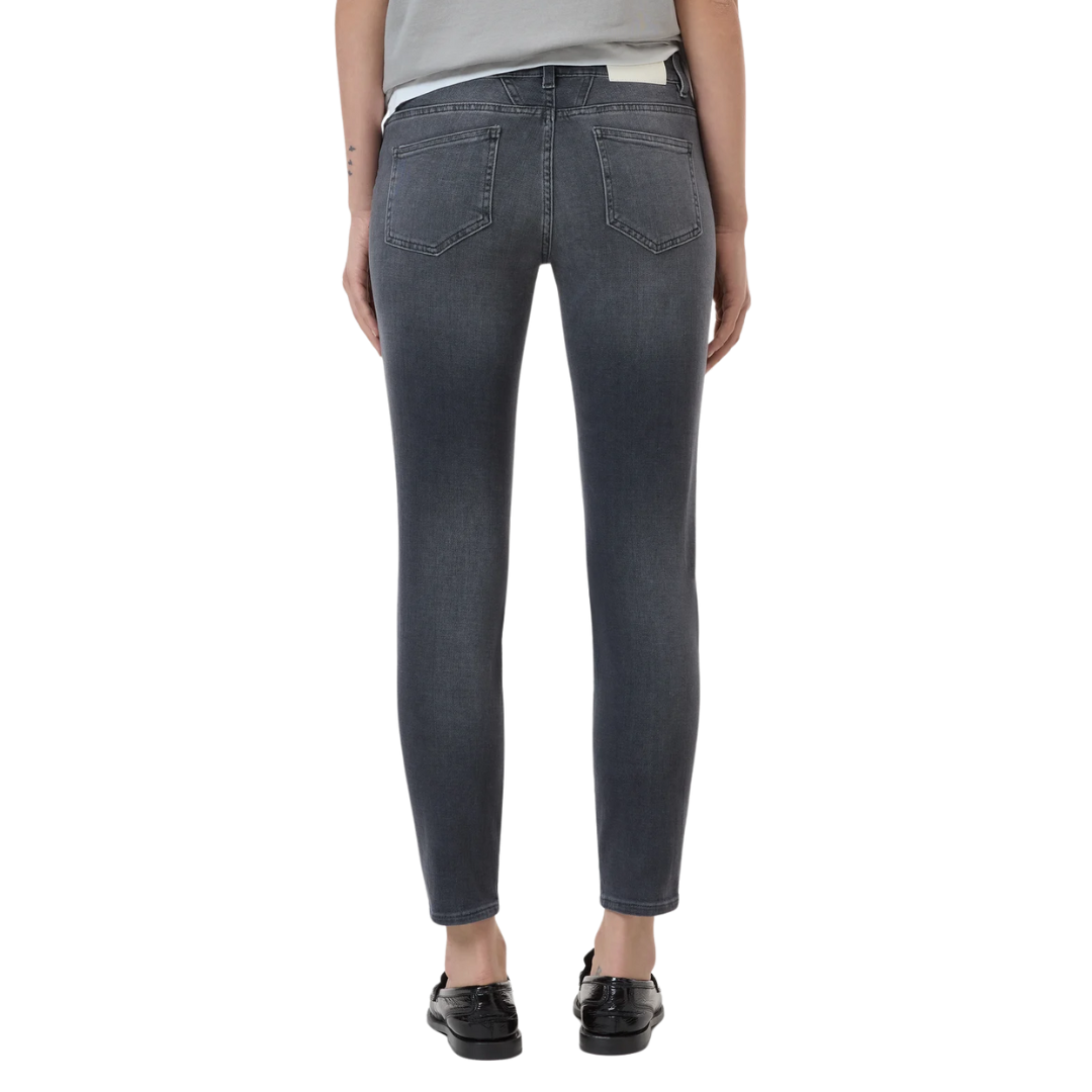 Baker 32" in Dark Grey