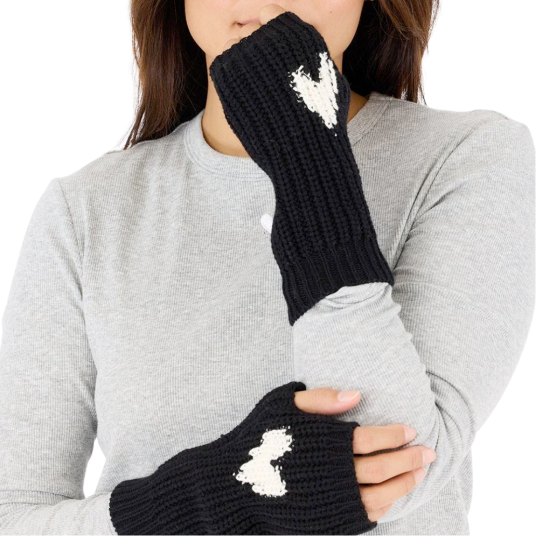 Imperfect Heart Smittens in Black