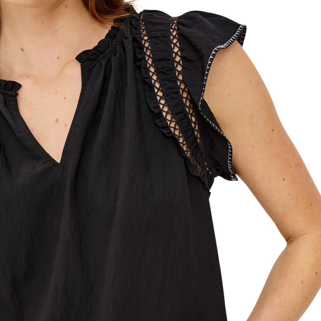 Allea Top in Black