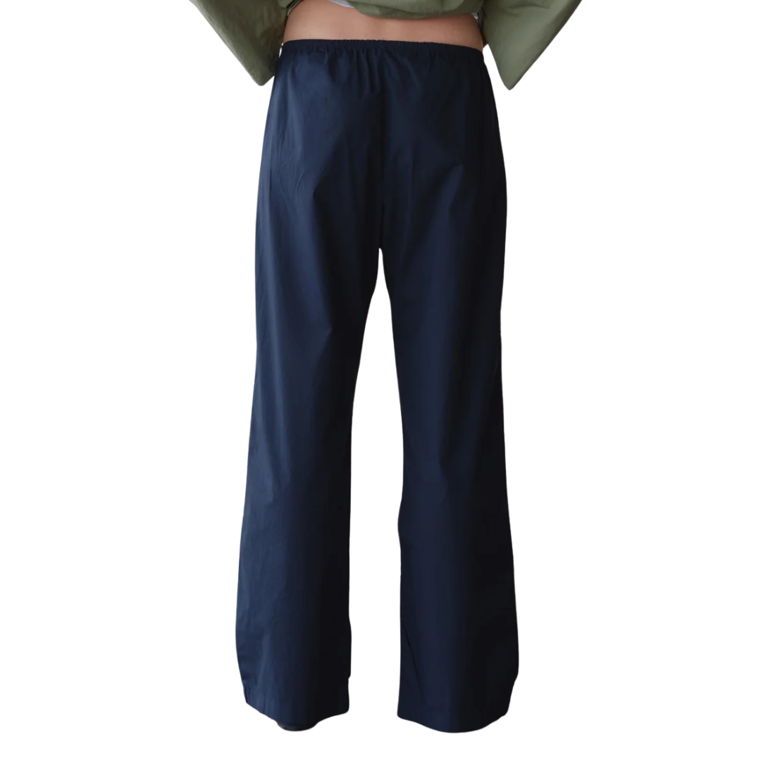 The Pop Simple Pant in Navy