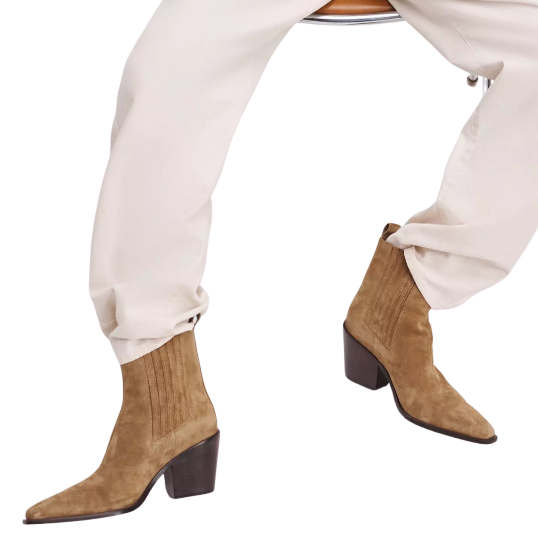 Newbury Suede Chelsea Boot in Dijon Suede