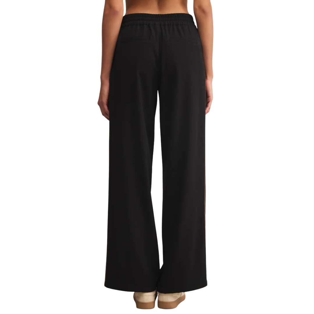 Saunder Track Pant in Black