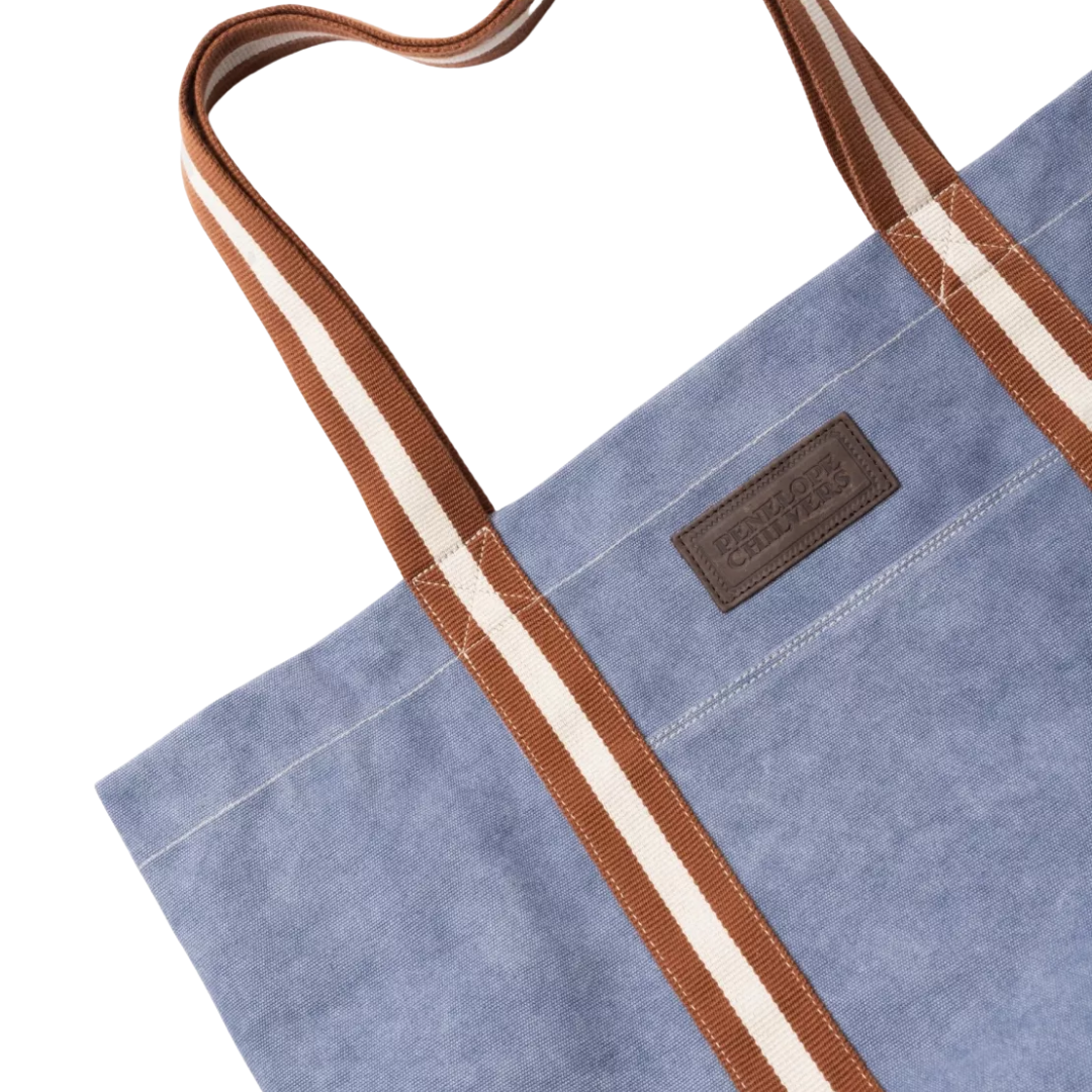 Wilderness Waxed Cotton Canvas Tote in Navy