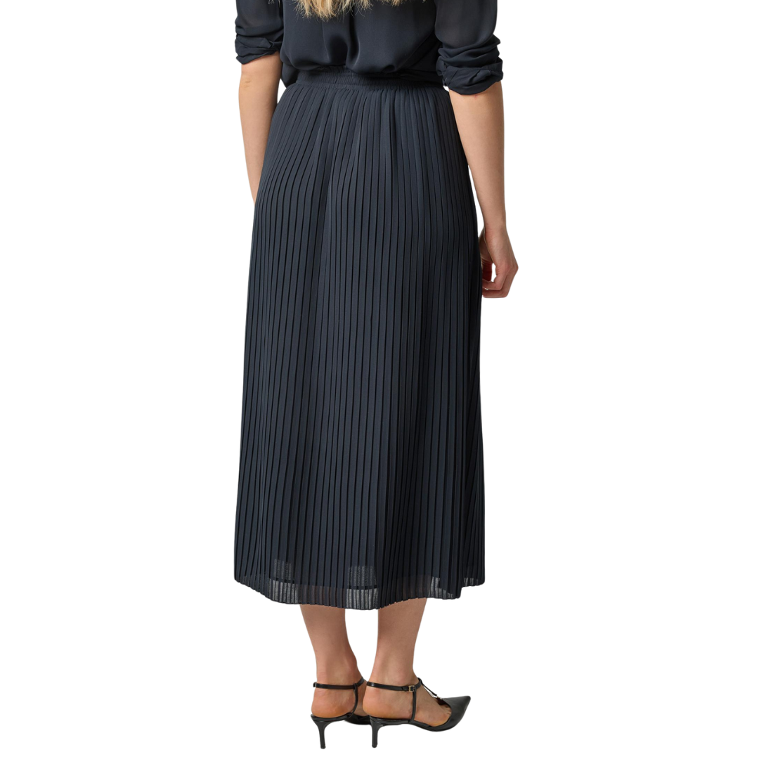 Pleated Maxi Skirt in Black