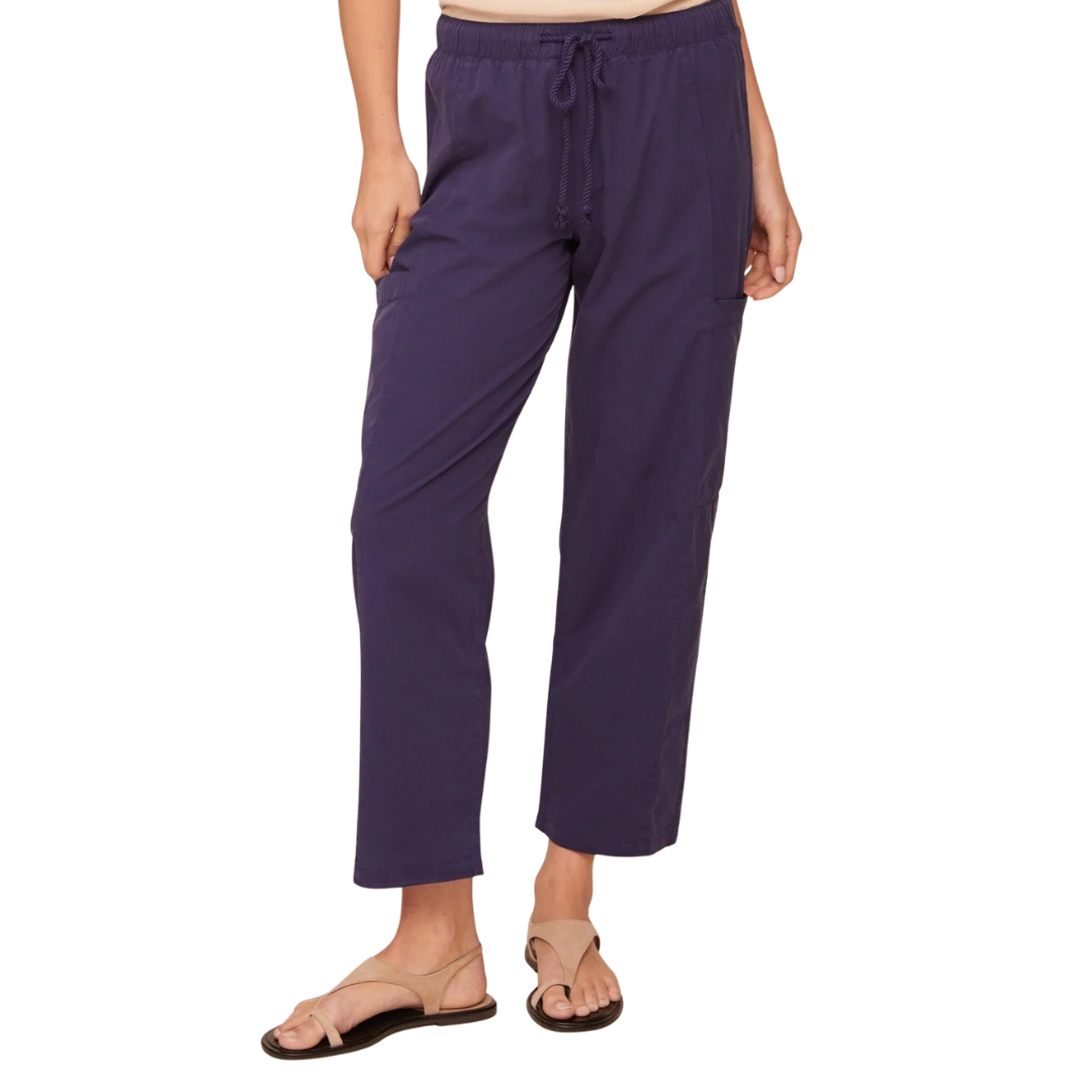 Side Pocket Seamed Pant in Noir Navy