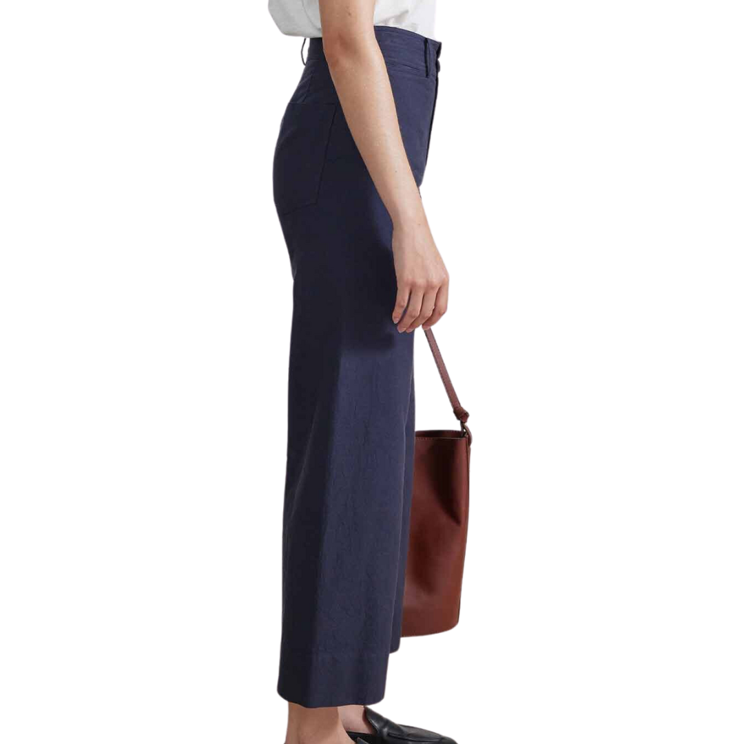 Classic Merida Pant in Navy
