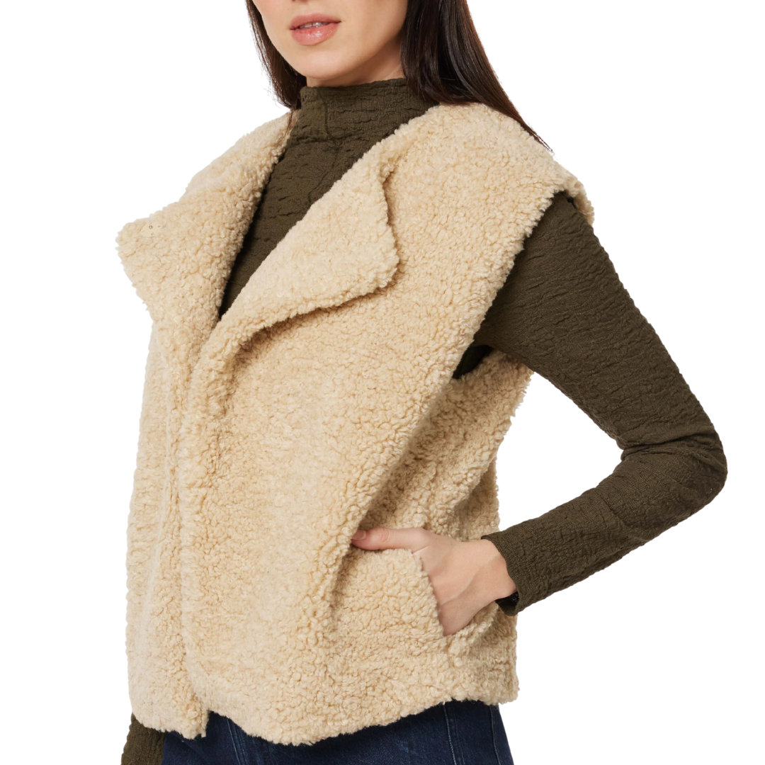 Sherpa Vest in Natural