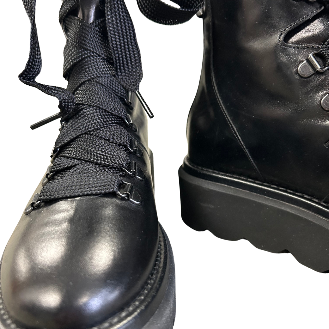 Greno Lace-Up Boot in Black