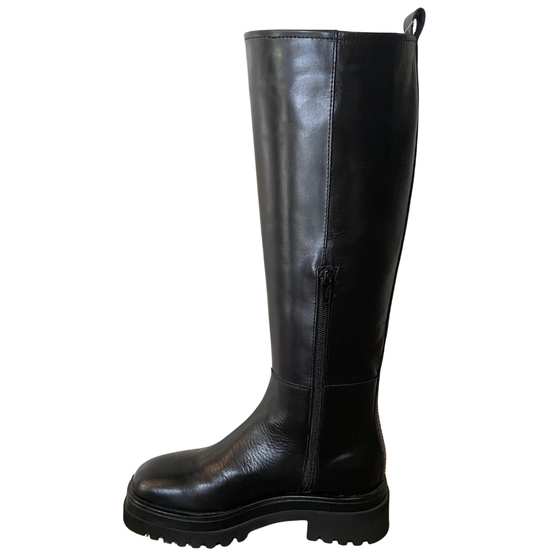 Golva Knee High Boots in Sierra Black