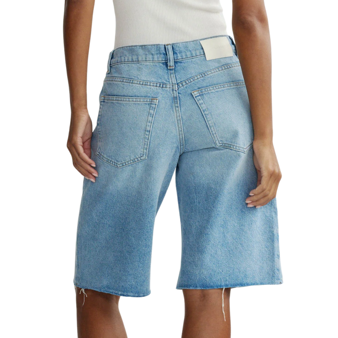 Abby Relaxed Jean Short Low Rise 13" in Bayside