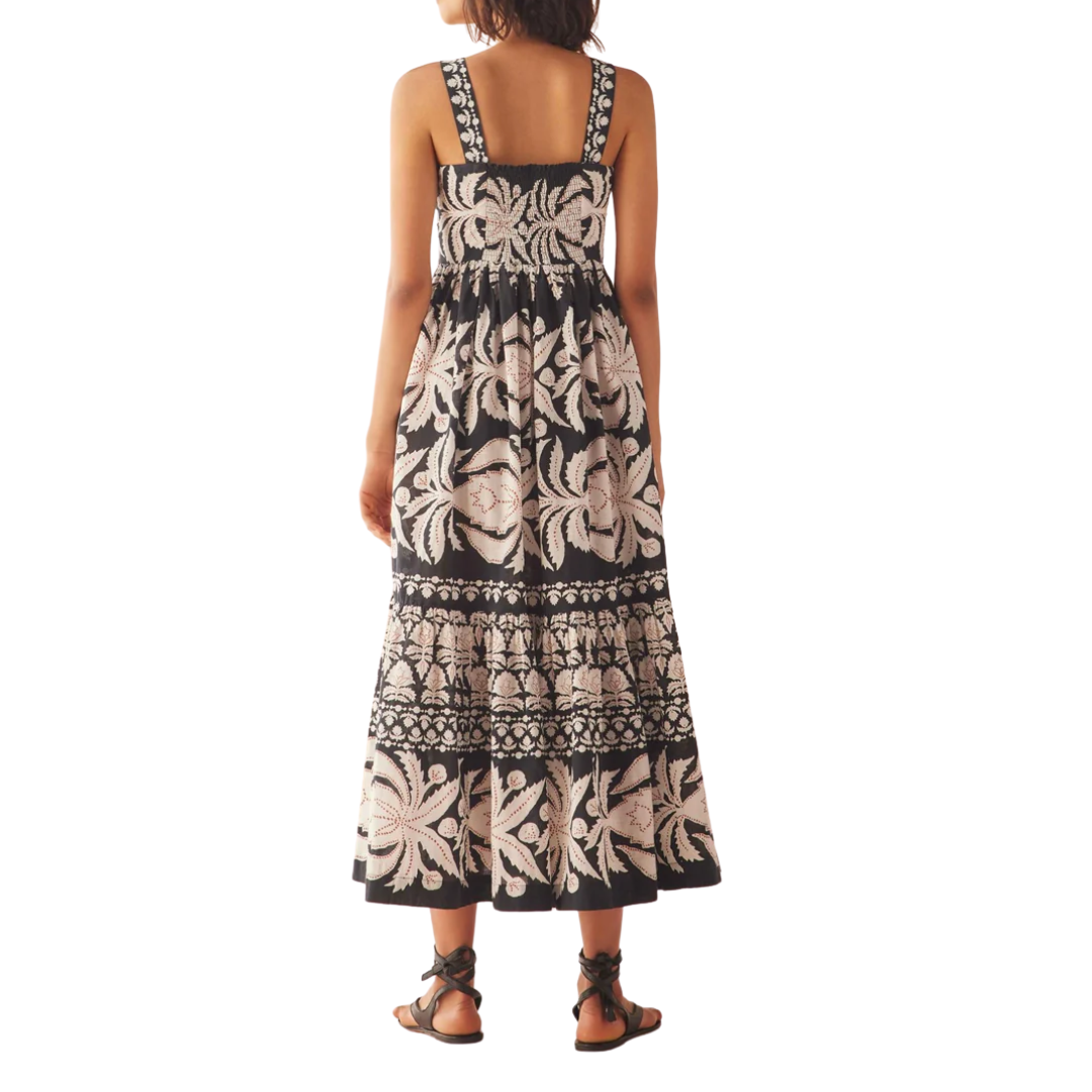 Leena Maxi in Nikita Oyster