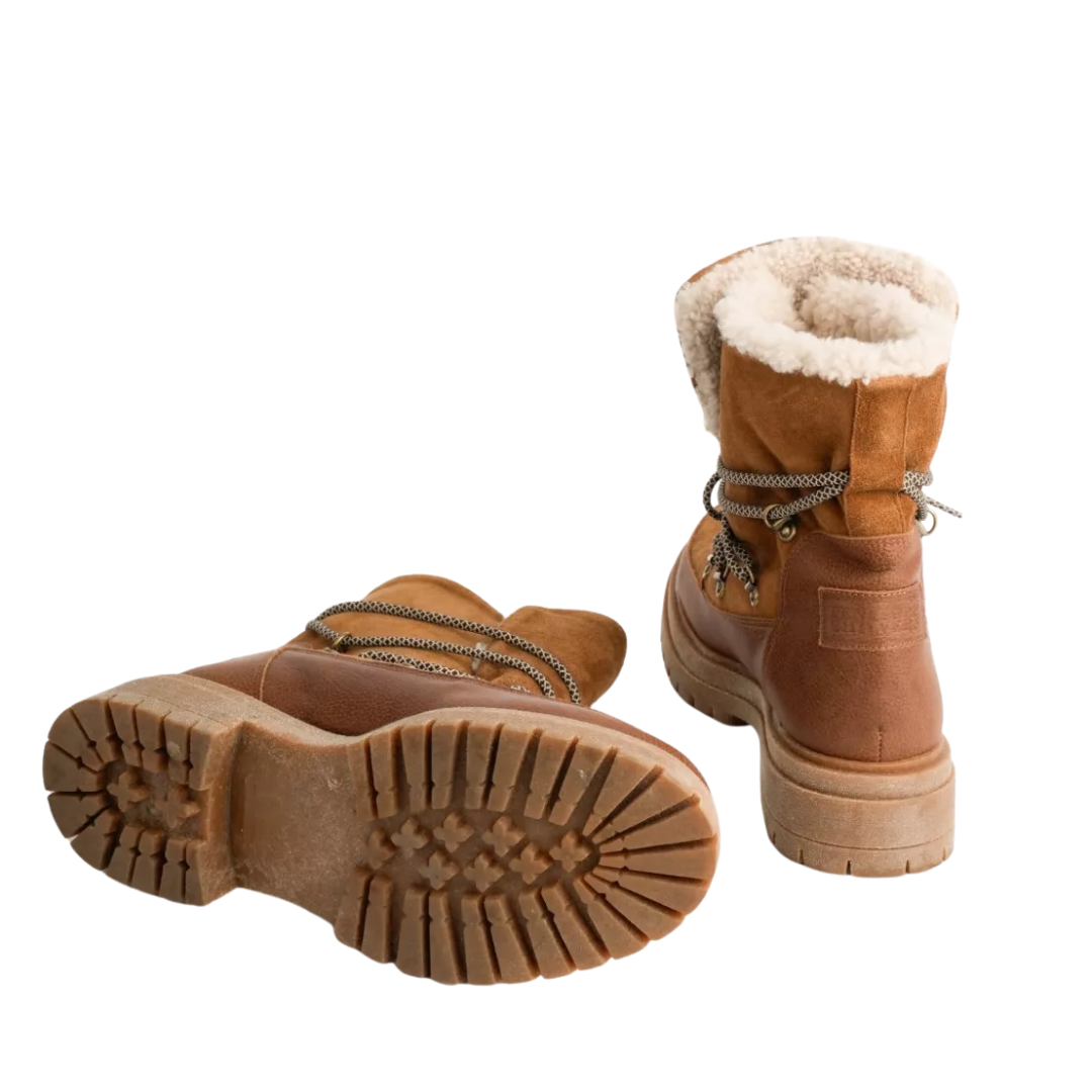 Mountaineer Suede Boot in Tan