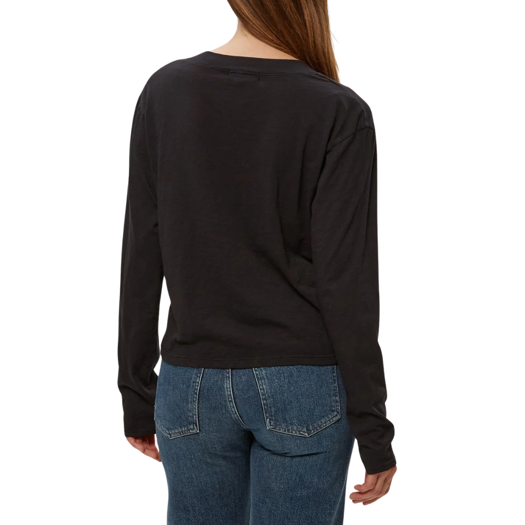 Brea Cropped V-Neck in Black