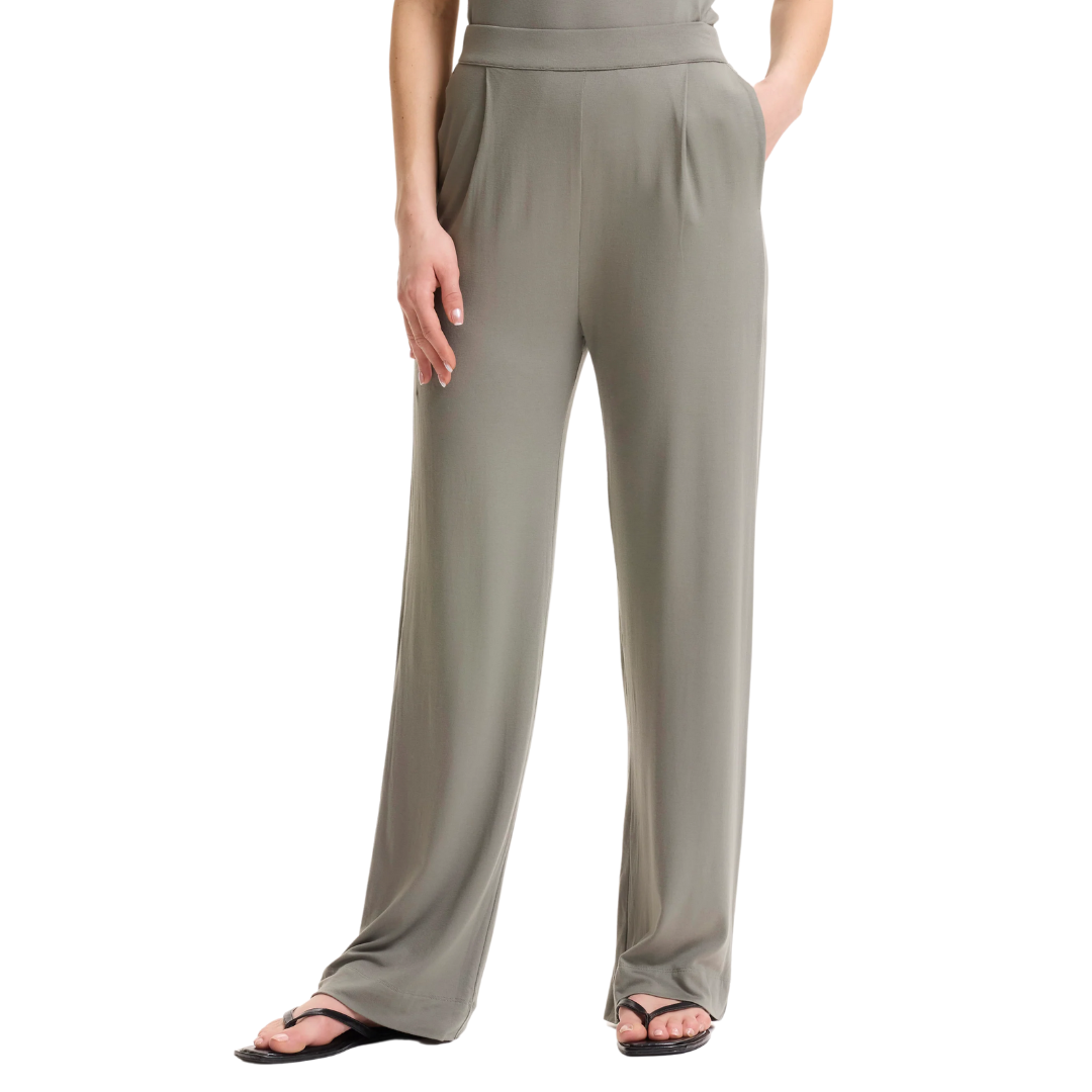 Soft Touch Pant in Army Green