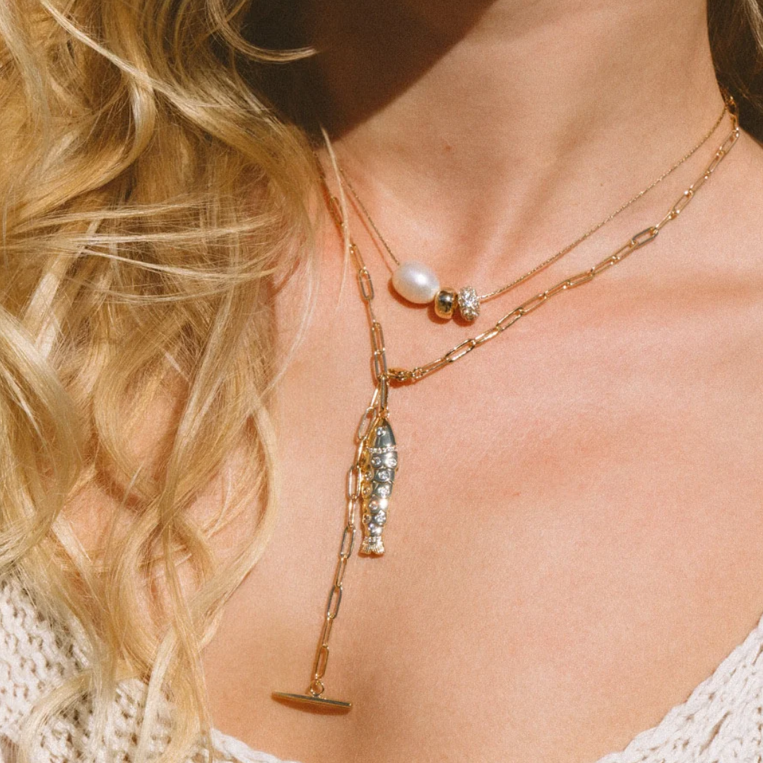 Goldie Pavé Fish in 14k Gold Plated