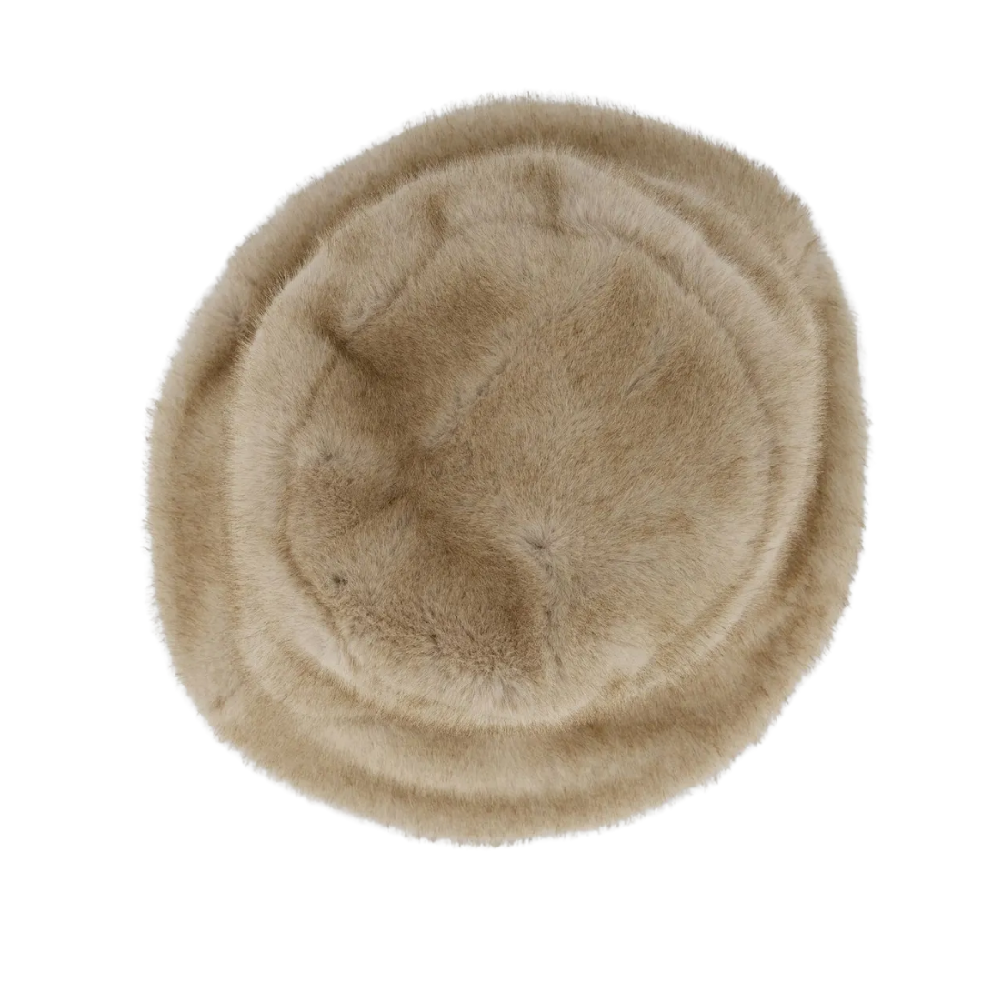 Mink-Effect Fur-Touch Hat in Tocco