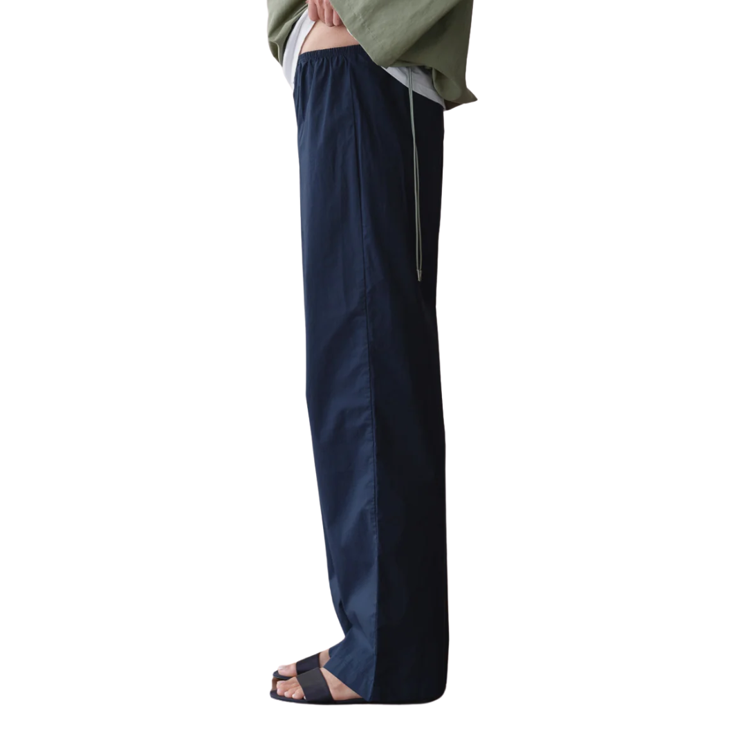 The Pop Simple Pant in Navy
