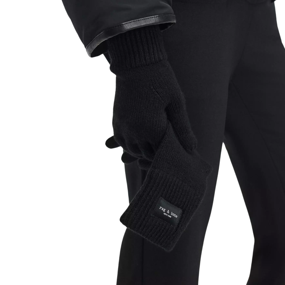 Blake Knit Gloves in Black