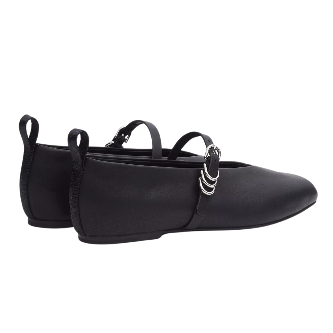 Spire Mary Janes in Black