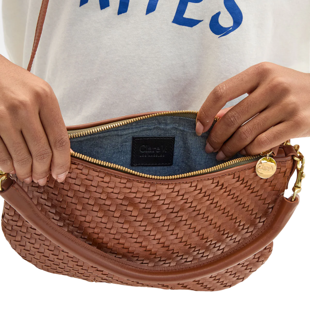 Petit Moyen in Hazelnut Woven Zig-Zag