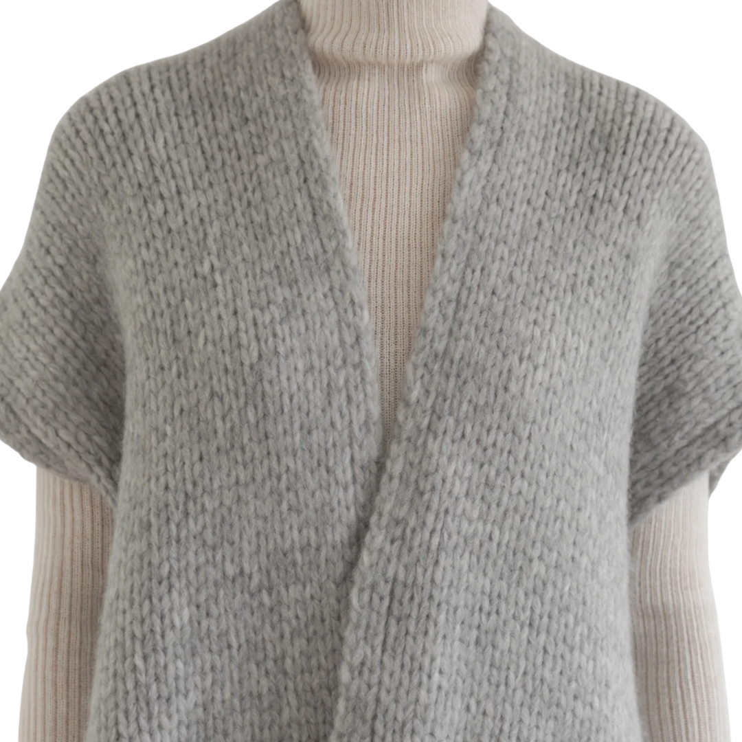Flor Vest in Light Grey