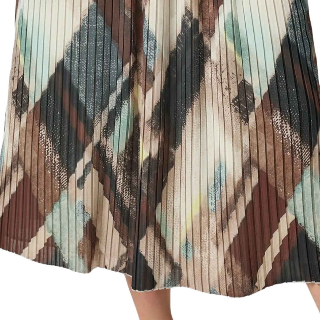 Pleated Maxi Skirt in Cappuccino Plaid