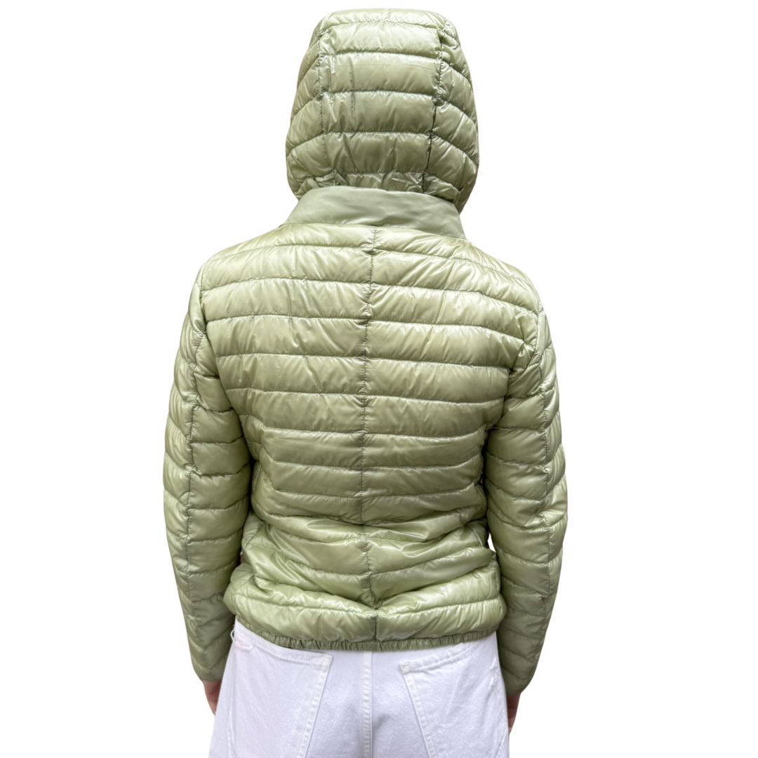 Giada in Light Green