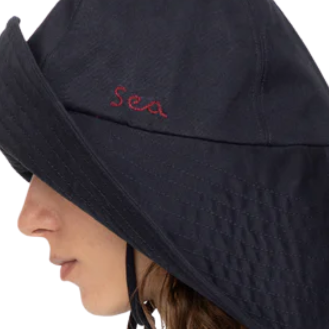 Lois Hat in Navy