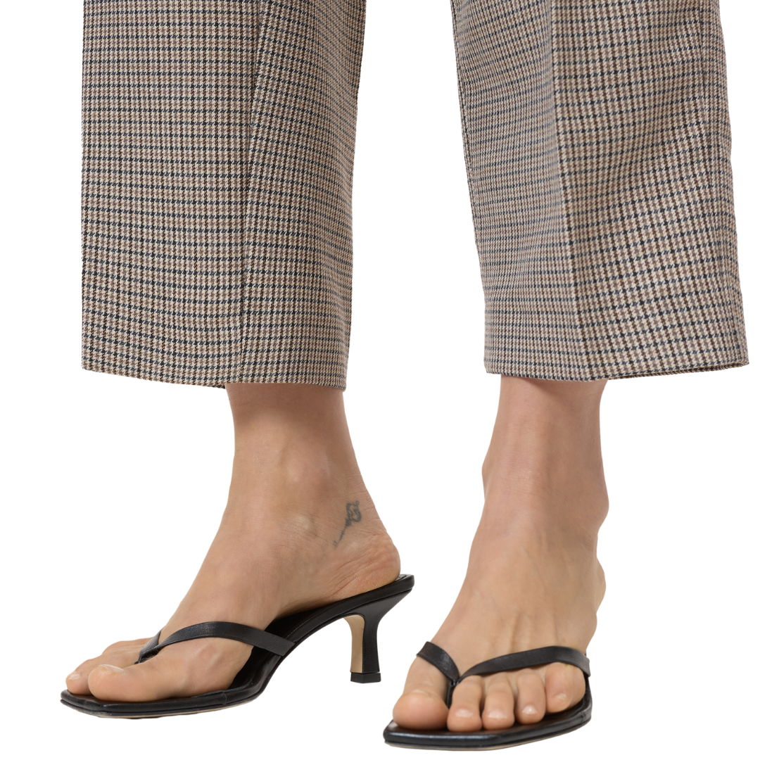Ruthy Relaxed Pants in Sand Beige