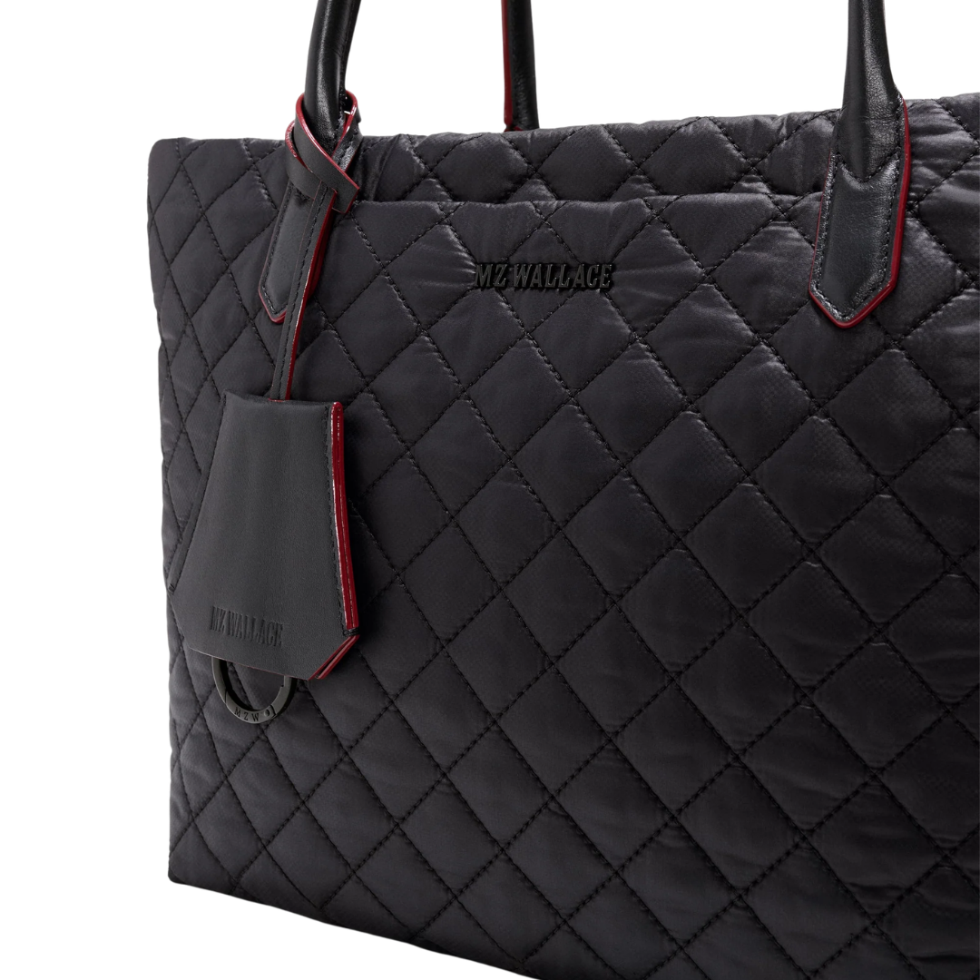 Small Daily Tote in Black