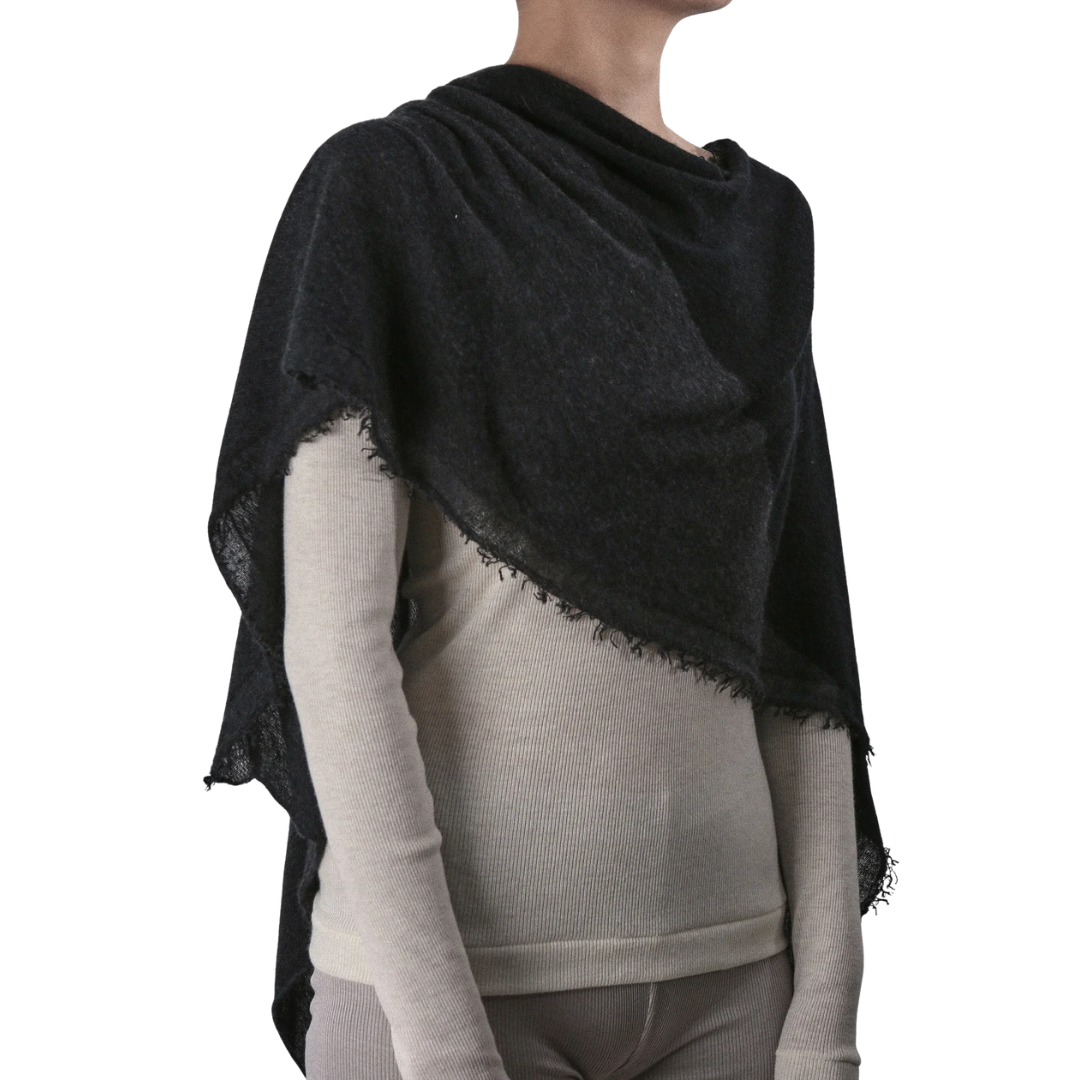 Love Duo Scarf in Charcoal & Black