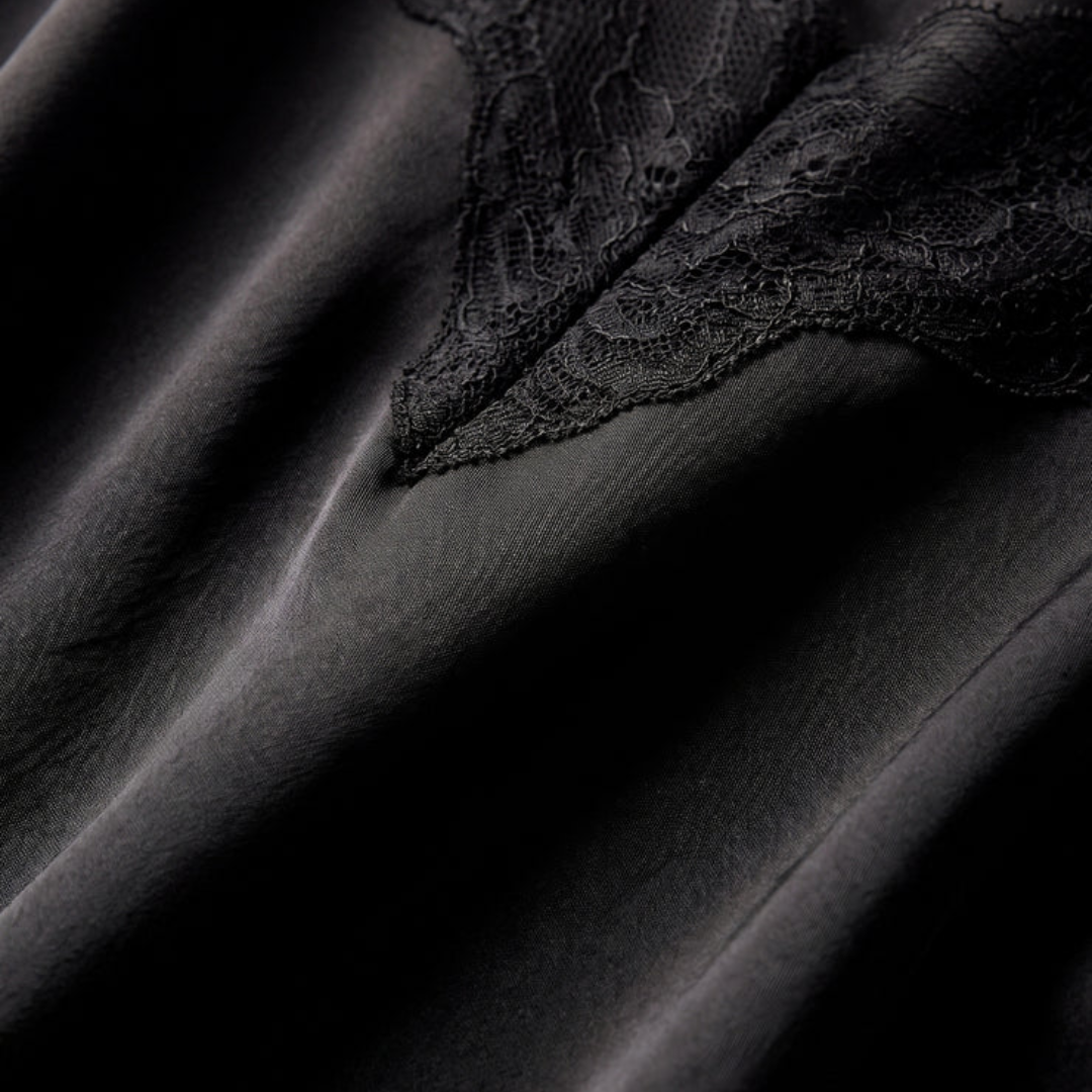 Kori Lace Midi Skirt in Black