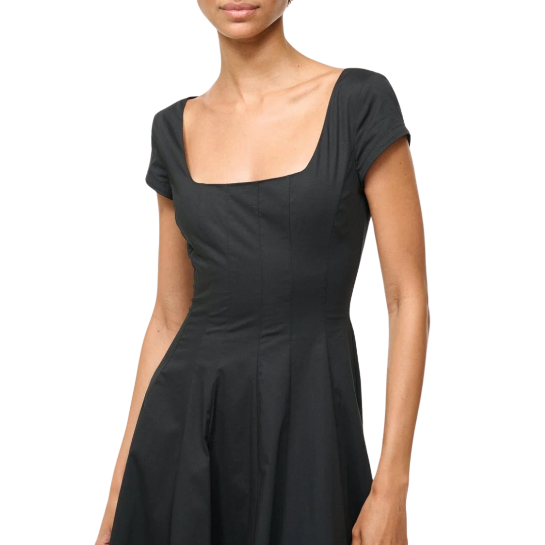 Short Sleeve Wells Dress in Black