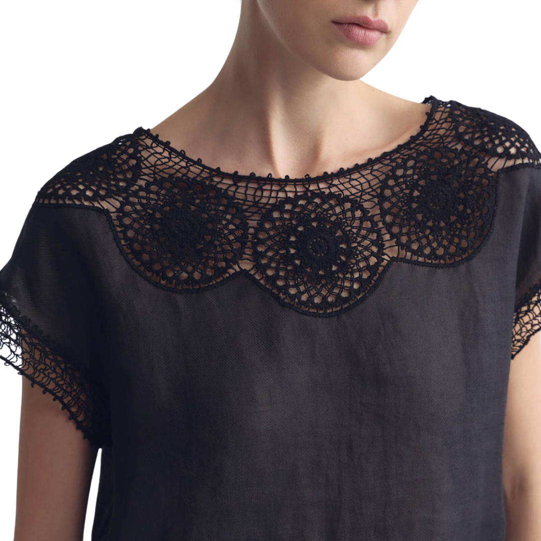 Caila Top in Black