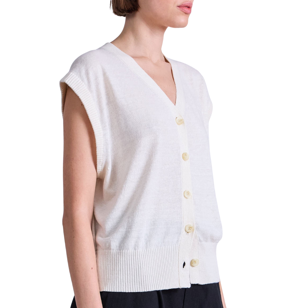 Fine Weight Crop Vest in Cream
