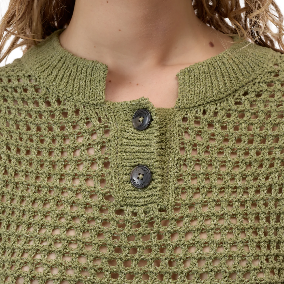 Crew Neck Vest in Hunter Green