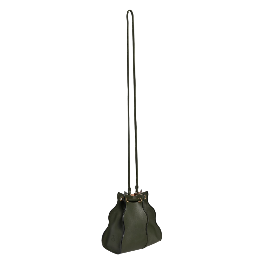 Adria Pleated Wave Pochette in Militaire