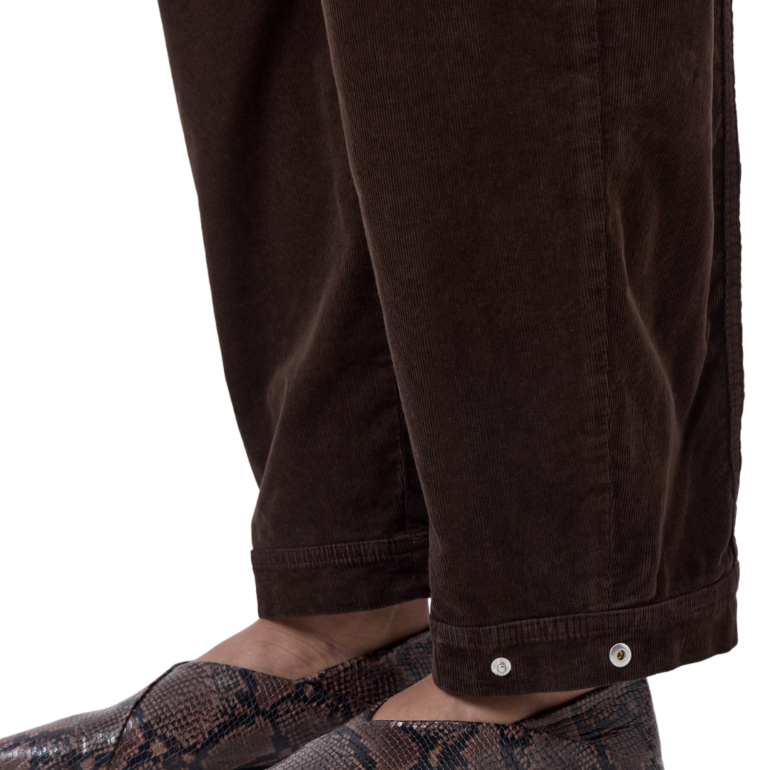 Rhannon Barrel Pants in Mahogany Brown